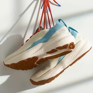 Zapatillas de Running Glycerin MAX con Fibra de Carbono y Absorción de Impactos - Tejido Transpirable Fly-Weave a Juego de Color para Carreras Profesionales de Larga Distancia - Product Image 4