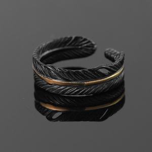 Conjunto de Joyería de Acero Inoxidable, Estilo Hip Hop, Anillo Personalizado con Plumas para Hombre, Conjunto de Anillos y Brazalete de Acero Inoxidable - Product Image 5