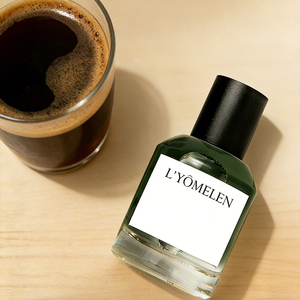 Perfume de Larga Duración (8 Horas) con Aroma Ahumado y Frutal, Fórmula de Alta Calidad de Diseñador Árabe, Colonia en Spray Unisex - Product Image 2