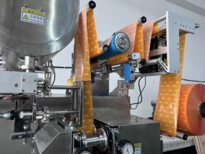 Kefai nhà máy giá tự động gói nhỏ dầu động cơ Ớt 10ml dầu ô liu dầu ăn 4 bên con dấu điền máy đóng gói - Product Image 5