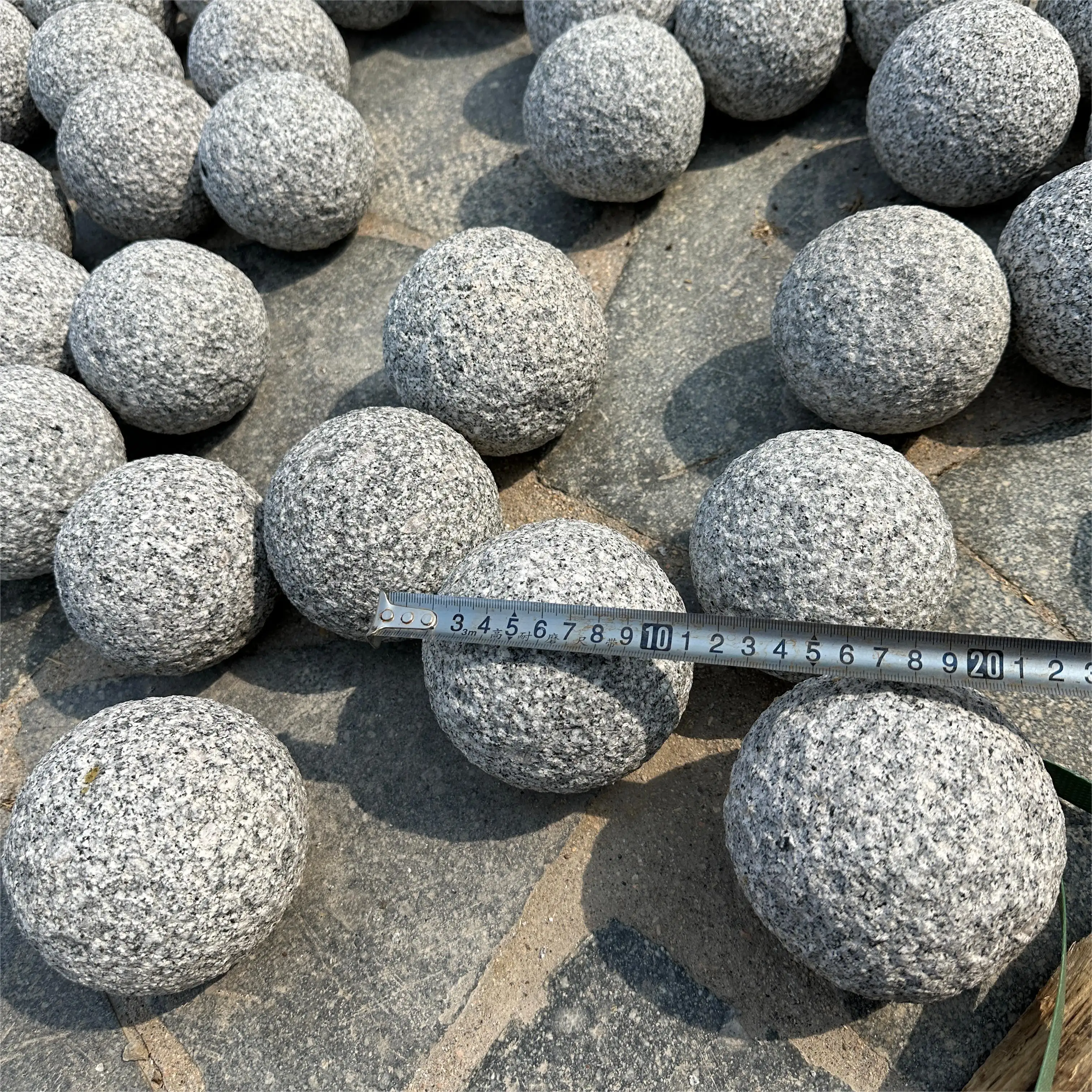 Garden stone sphere dia 10cm Granite Round Stone Balls