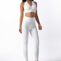 Ensemble de yoga sans couture pour femme avec logo personnalisé, soutien-gorge de sport en dentelle florale et leggings taille haute, vêtements de sport respirants en spandex/nylon 2 pièces