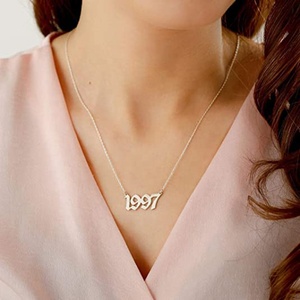 Collar con Número de Año de Nacimiento 1980-2010 para Hombres y Niños, Cadena de Acero Inoxidable Chapada en Oro y Plata con Inicial, Estilo Personalizado - Product Image 2