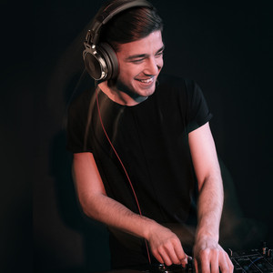 Factory Direct Sale Over Ear <strong>Headset</strong> OneOdio Pro 50 Wired Microphone <strong>Headset</strong> Headphones Share Port Technology for Music Gaming - Product Image 4