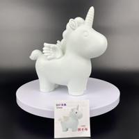 Nouvelle peinture acrylique créative en résine faite à la main, peinte à la main, DIY, anime, dessin animé, différentes figurines mignonnes, décoration fluide