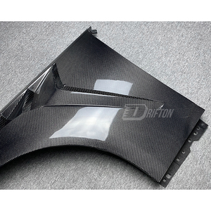 ดริฟตัน สหรัฐอเมริกา มีสินค้าในสต็อก |   สินค้าใหม่สำหรับ Ford Mustang ปี 2024 2025 2026 2027 บังโคลนคาร์บอนไฟเบอร์แบบมีช่องระบายอากาศ ลายทอ 3K เงา - Product Image 5