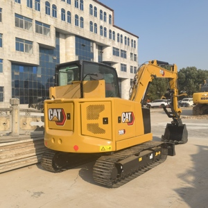 Mini-excavatrices Caterpillar 307, 306, 306E2, 90% neuves, en vente, jaunes, en bon état, 6 tonnes, d'occasion - Product Image 2