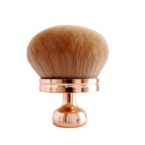 Pinceau portable en fibres synthétiques à tête champignon pour poudre libre et fard à joues multi-usages - Outil de beauté - Product Image 5