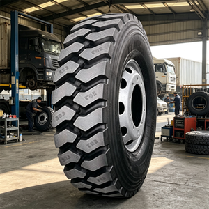 Neumático Radial 24PR 12.00R20 para Camión, Directo de Fábrica, con Ranura Profunda para Posiciones de Dirección y Tracción - Product Image 1