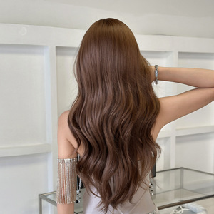 วิกผมสังเคราะห์แบบไม่ต้องติดกาว ไม่มีเชือกผูก  <span class=keywords><strong>ทรง</strong></span>ผมยาว 70 ซม. ลอนคลื่นสไตล์เกาหลี พร้อมหน้าม้า สีน้ำตาลชา  ไม่ต้องตัดแต่ง  สำหรับผู้หญิง - Product Image 5