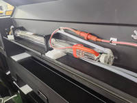 Plotter de Corte de Vinilo Láser Lisbet LBL980 de 980 mm, Control RISC, Corte de Contorno Manual, Compatible con HPGL/DXF/AI
