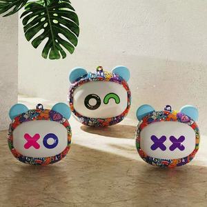 G05d Tùy Chỉnh Phim Hoạt Hình Khuôn Mặt Earbuds TWS Không Dây Loại C Tai Nghe Với <span class=keywords><strong>LED</strong></span> Chỉ Số Pin Trong Tai Thiết Kế Cho Trẻ Em - Product Image 4