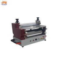 Machine de laminage de ceintures en cuir entièrement automatique sur mesure de 500 mm, machine de laminage de haute qualité avec revêtement intérieur en caoutchouc blanc