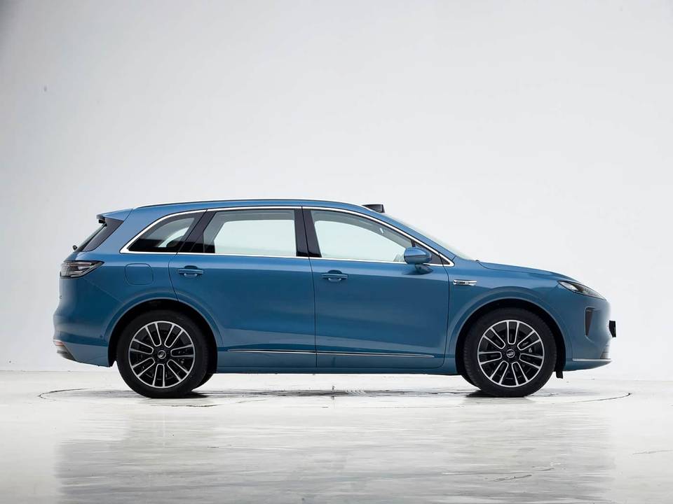 SAIC H5 2025 Extended-Range Max Mid-size SUV, Extended-Range Type ...