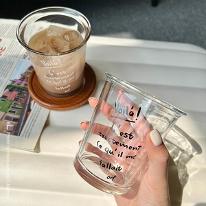 Gobelet en verre transparent moderne, logo personnalisé classique, design simple en <span class=keywords><strong>alphabet</strong></span> pour café, latte glacé américain, jus, boissons froides - Product Image 1