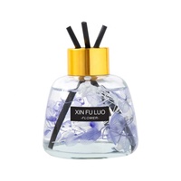 Diffuseur de parfum pour voiture avec bouteille en verre et fleurs préservées pour la fragrance des véhicules et de la maison