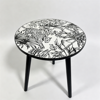 Table basse en bois moderne et durable pour salon d'appartement