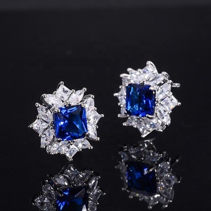 CZ <span class=keywords><strong>Ruby</strong></span> Đá Quý Stud Earring Phụ Nữ Thời Trang Tổng Hợp Gai Bông Tai Trang Sức Cho Trang Sức Cưới - Product Image 6