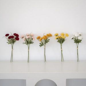 Ramo de margaritas artificiales Haiyi, arreglo decorativo de flores de seda para decoración del hogar y bodas - Product Image 1