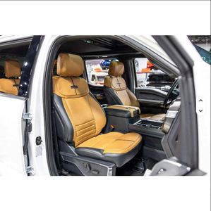 APPENA ARRIVATO: Ford F-450 Platinum 2024 USATO, Automatico, DOPPIA CABINA, PICK-UP - Product Image 3