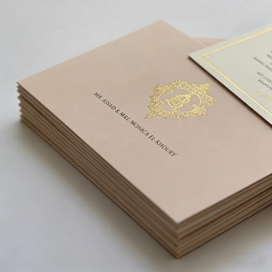 Cartes <span class=keywords><strong>de</strong></span> vœux personnalisées pour les entreprises <span class=keywords><strong>de</strong></span> bijouterie, estampage à chaud, logo avec code QR, reliure parfaite, impression sur papier fantaisie, couverture rigide - Product Image 2