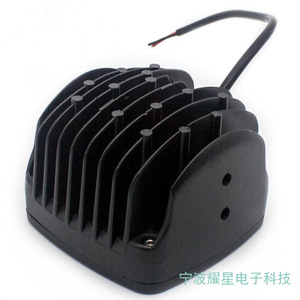 ไฟส่องสว่างสำหรับงานกลางแจ้ง 50W 5LED รูปทรงสี่เหลี่ยม สำหรับติดตั้งบนหลังคารถออฟโรด วัสดุอลูมิเนียมอัลลอยด์ มาตรฐาน IP65 แหล่งกำเนิดแสง LED แบบ DC - Product Image 5
