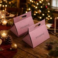 Boîte d'emballage cadeau de Noël, pliable triangulaire, logo estampé à chaud en or, sac d'emballage portable pour bijoux et cosmétiques