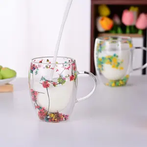 Tasse en verre résistant à la chaleur à haute teneur en borosilicate tasse en verre à double paroi à fleurs sèches