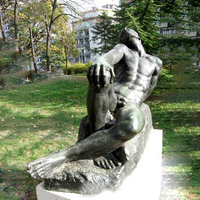Statue de nageur masculin en bronze coulé grandeur nature, en position de plongée, pour la décoration extérieure du jardin