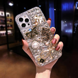 Coque de protection antichoc en TPU pour iPhone 15 Pro Max avec strass et support de téléphone intégré pour femme – Luxe et élégance - Product Image 4