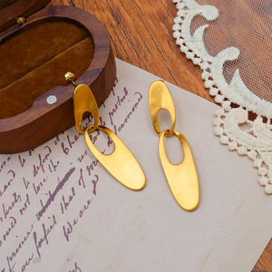 Geometric Gold Drop Earrings Zinc Alloy Party Jewelry Oval Shape Stainless Steel Post - Product Image 1