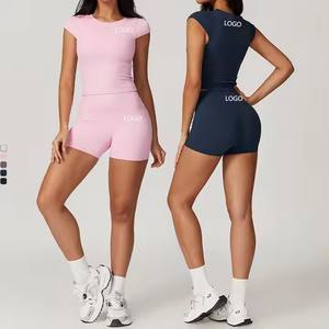 Shorts de sport en tissu doux personnalisables, haut de yoga confortable, ensemble de yoga deux pièces pour femmes grandes tailles, vente en gros - Product Image 6