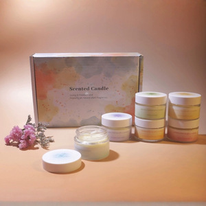 Bougies Pilier en Verre Artisanales Écologiques en Cire de Soja, Sans Fumée, Parfumées, Aromathérapie, Coffret Cadeau de Noël en Gros - Product Image 2