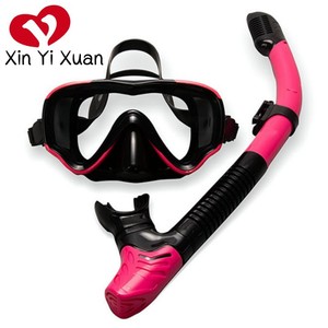 Masque de plongée en verre trempé XINYIXUAN avec tuba, anti-buée, étanche et réglable pour la plongée sous-marine et le snorkeling - Product Image 1