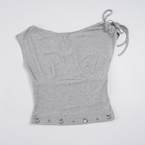 Camiseta Casual Francesa de Color Liso, Corte Ajustado, con Diseño Asimétrico de Hombro Descubierto y Lazos, con Ojales - Product Image 6