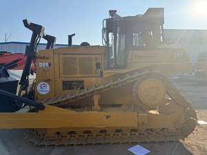 Bulldozer Caterpillar D8R Usado de Alta Calidad, Modelo 2022, Capacidad de Empuje de 10 m, Rendimiento Estable, Probado y Certificado, Disponible en Stock - Product Image 2