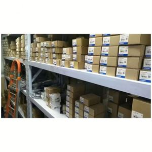 New CPM1A-10CDT1-D-V1 điều khiển logic 18 trong 12 ra 24V một năm bảo hành - Product Image 4