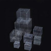 Boîte carrée transparente en PET pour bonbons de mariage personnalisés, boîte en plastique PVC transparente avec inserts dorés
