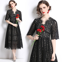 Nouvelle arrivée, robe élégante pour femme, manches courtes, col en V, crochet, longue robe en dentelle noire
