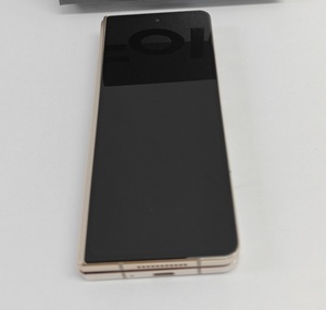 ขายส่ง Samsung <span class=keywords><strong>Galaxy</strong></span> Z <span class=keywords><strong>Fold</strong></span> <span class=keywords><strong>4</strong></span> 12GB+<span class=keywords><strong>256GB</strong></span>/512GB สมาร์ทโฟนปลดล็อคคุณภาพสูง รองรับซิมคู่ ราคาถูก โทรศัพท์มือถือพับได้ขนาด 7.6 นิ้ว - Product Image 3
