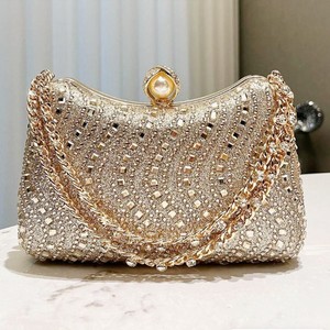 Sac à main de soirée de haute qualité pour femmes, pour mariage et fête, avec des perles et une conception imperméable - Product Image 5
