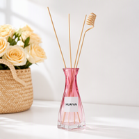 Bouteille diffuseur de parfum en verre gaufré à rayures verticales de 100 ml, transparente, vide, avec logo personnalisé