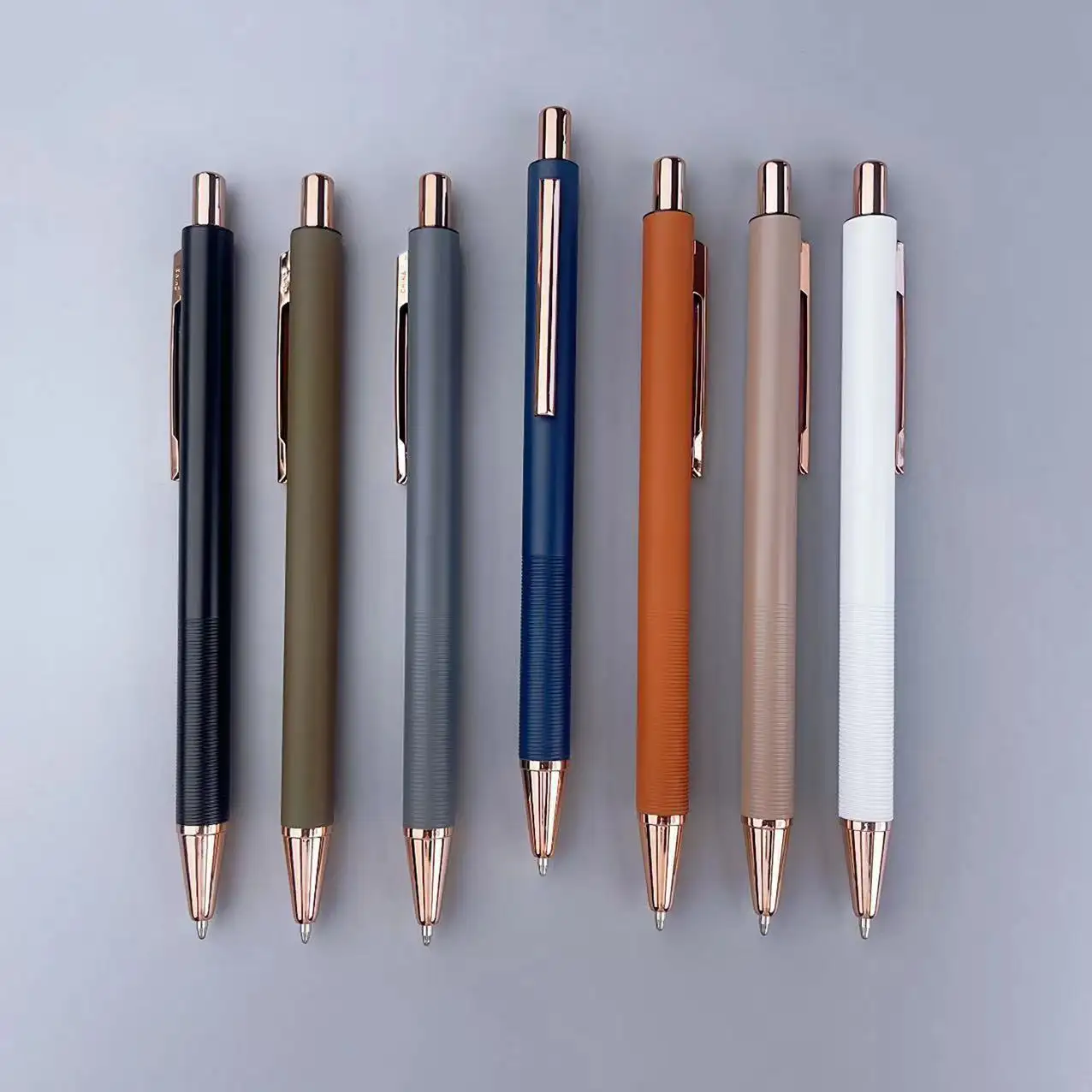 Shiny Logoเลเซอร์แกะสลักอลูมิเนียมRose Gold Metal Ball Pen