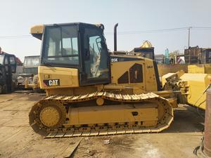 Excavadora Cat D5K Usada en Excelentes Condiciones con Motor Cummins - Modelo 2010, Capacidad de Nivelación de 7.5m, Lista para Trabajar - Product Image 5