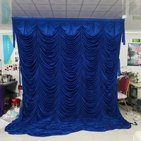 Rideaux de fond de scène ondulés et festonnés tendance pour la décoration de festivals en intérieur et en extérieur