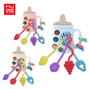 HW Sensory Montessori Bébé pour <span class=keywords><strong>6</strong></span> <span class=keywords><strong>à</strong></span> 12 <span class=keywords><strong>Mois</strong></span> Doux Pull String Fidget Éducatif Apprentissage <span class=keywords><strong>Bain</strong></span> Jouets Lait Biberon Forme - Product Image 1