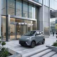 Véhicule électrique mini à basse vitesse fabriqué en Chine, modèle 2026, quatre portes, cinq places, 250-300 kW, autonomie 101-200 km, idéal pour les trajets familiaux et les déplacements quotidiens