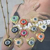 Coeur coloré yeux bleus collier à breloques coeur charme oeil chanceux perle or perles chaîne collier bijoux en gros