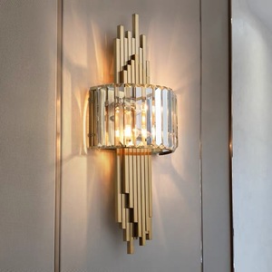 Lámpara de pared de cristal moderna Post de arte creativo de diseñador, luz de lujo para dormitorio y sala de estar, personalidades en la pared de fondo - Product Image 5