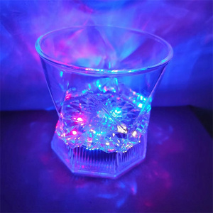 Vaso Luminoso LED para Fiestas, Vaso de Agua con Sensor de Luz Fría, Vaso LED Intermitente de Colores - Product Image 6